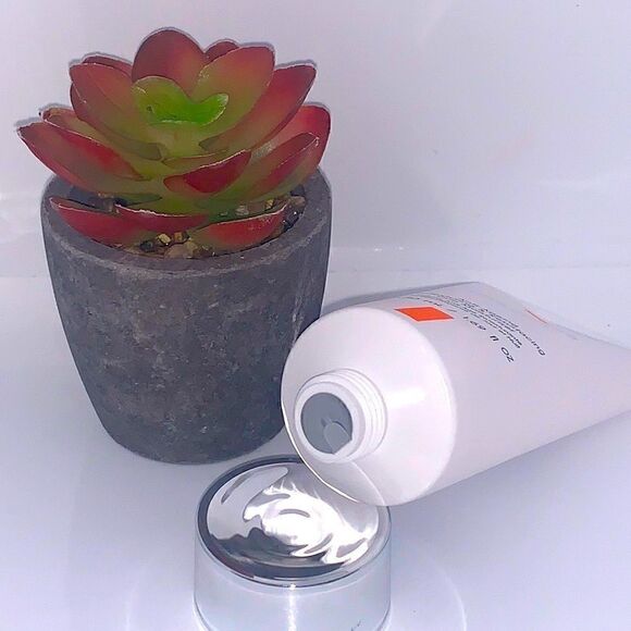 $45💥 ABLE SKINCARE RETEXTURING & RESURFACING DUO - Picture 6 of 10